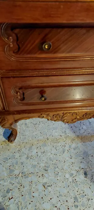 Cómoda Mármol y Madera con 5 cajones