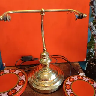 Pie de latón para lámpara banquero. Alto 33 cm