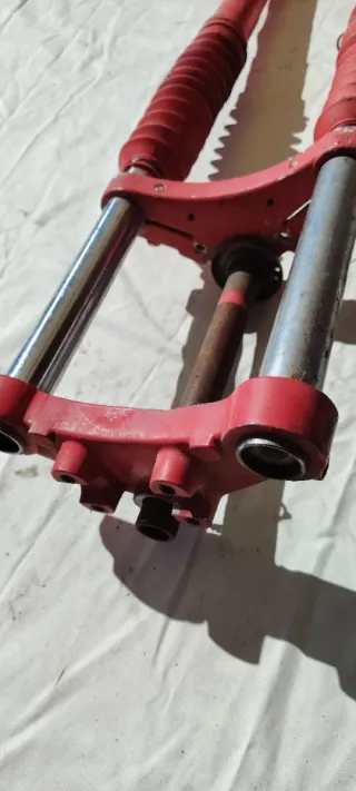 Tijas y Barras Rieju Drac Rojas