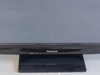 Televisor Panasonic Viera con Mando