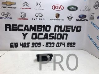 Cenicero Ford Focus nuevo