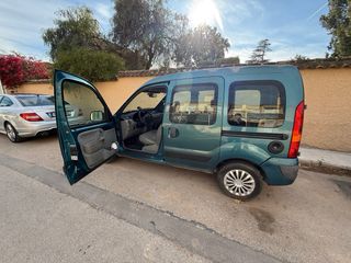 Renault Kangoo 2006 MOTOR PARA CAMBIAR