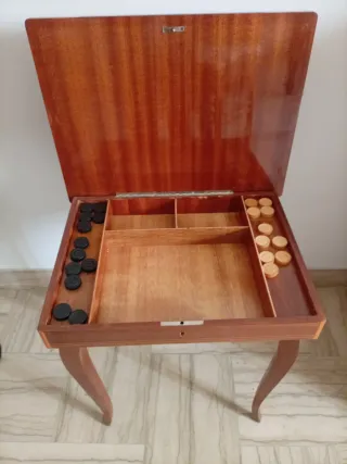 Tavolino Scacchiera Carillon fatto a mano Vintage