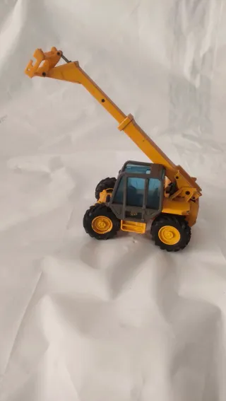 Miniaturas JCB y Caterpillar de joal