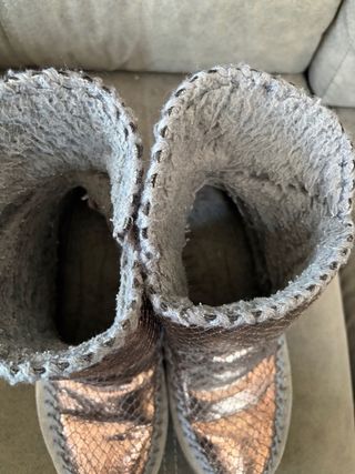 Botas australianas Gioseppo metalizadas