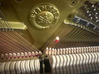 Piano Yamaha HQ100 Sistema Silent y Disklavier