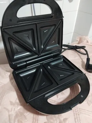 Sandwichera SilverCrest 700W