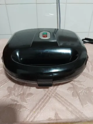 Sandwichera SilverCrest 700W