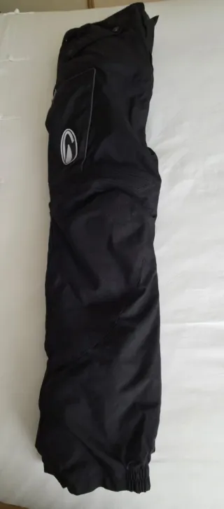 Pantalón moto marca Richa