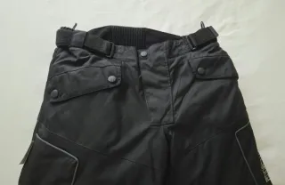 Pantalón moto marca Richa