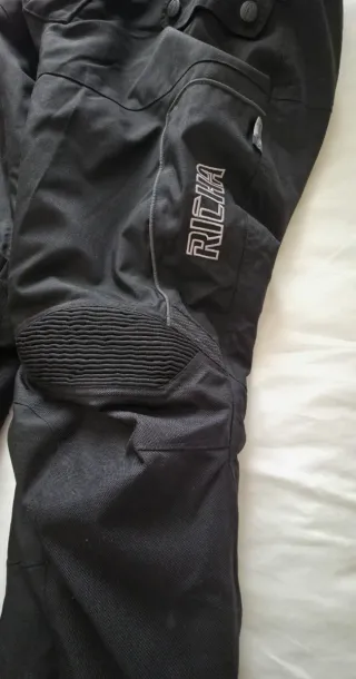 Pantalón moto marca Richa