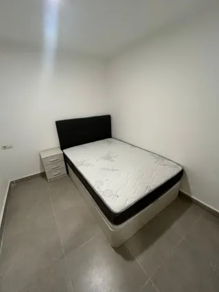 Cama canapé y colchón