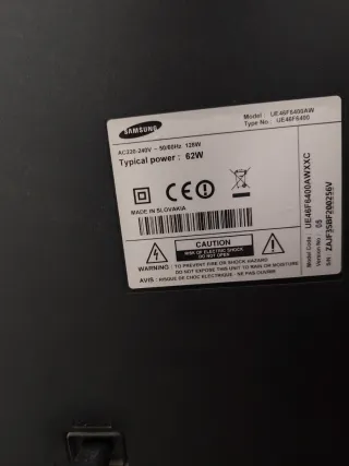 Televisor Samsung Negro y Plateado