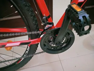 Bicicleta de Montaña Roja Racer