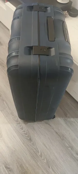 Maleta de viaje azul