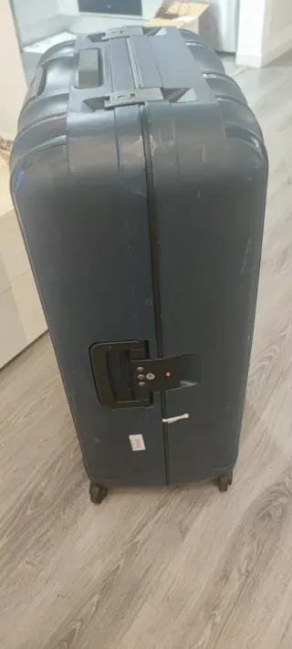 Maleta de viaje azul