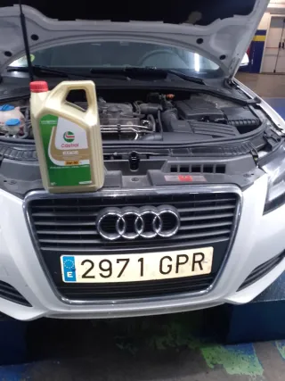 varias marcas en el mercado automotor BMW mercedes Toyota Ford Audi 2020