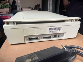 Escáner UMAX Astra 1220P Vintage con cables