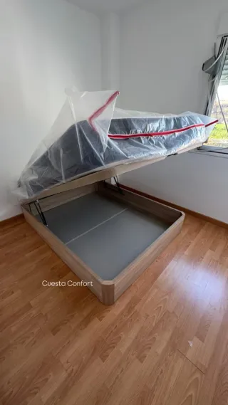 Colchón NUEVO. Canapé. Oferta pack