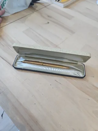 Bolígrafo Parker Paris Vintage Dorado