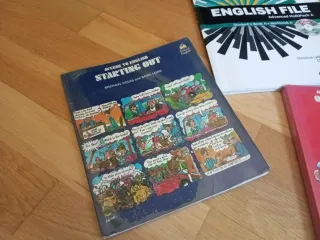 Libros para aprender inglés. Uno de ellos trae CD