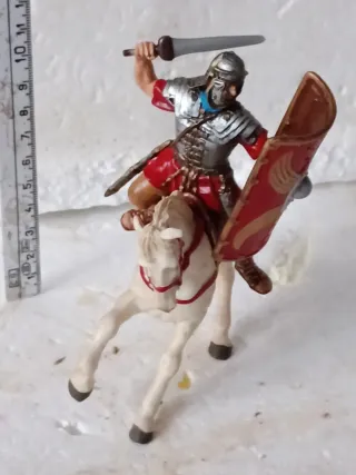 Statuina Pago Cavaliere Romano con Cavallo