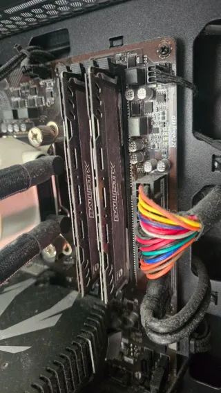 PC Gaming Sobremesa Negro