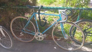 Bicicleta de carretera Olimpo azul