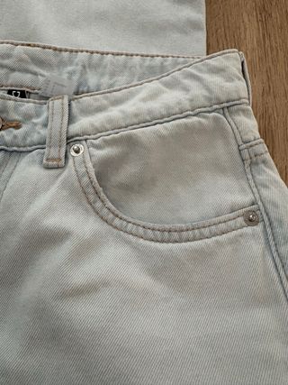 Pantalón vaquero wide leg