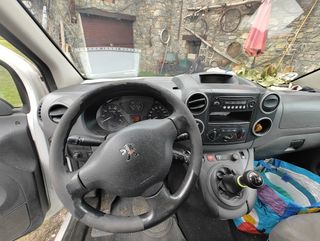 Peugeot Partner 2012