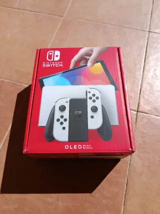 Caja Nintendo Switch OLED (embalaje y plásticos)