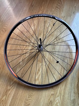 Rueda delantera Orbea 622x15c