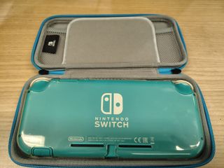 Nintendo Switch Lite + Tarjeta 256GB