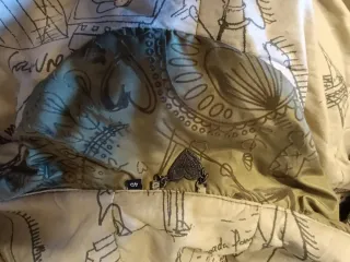 Parka Desigual con estampado