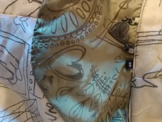 Parka Desigual con estampado