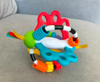 Pelota Sonajero y Mordedor Playgro