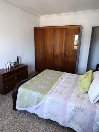 Se solicita fianza por un mes