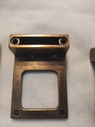 Tiradores dorados envejecidos