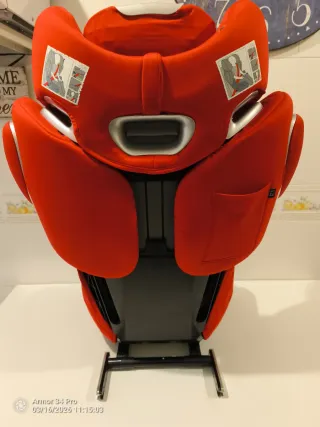 2 Sillas de coche Cybex rojas 2 -60€ 1 -40€
