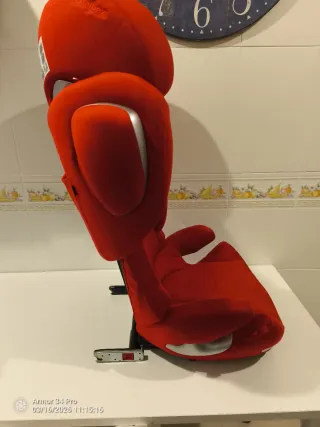2 Sillas de coche Cybex rojas 2 -60€ 1 -40€