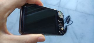 CÁMARA COMPACTA "SAMSUNG PL-150"