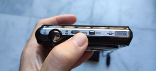 CÁMARA COMPACTA "SAMSUNG PL-150"