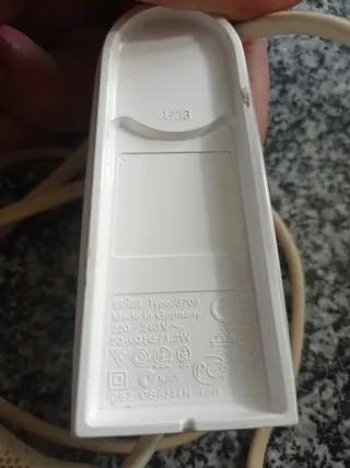 Cargadores cepillo de dientes eléctrico Oral B .