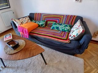 Sofá 3 plazas cómodo y bonito