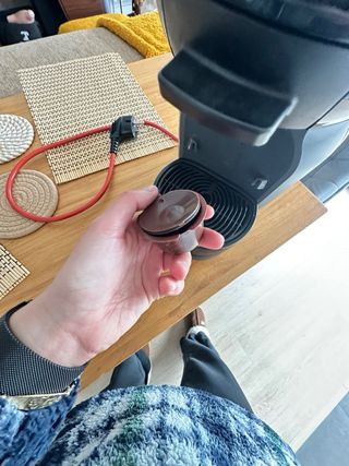 Cafetera Dolce Gusto Negra