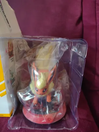 Figura Pokémon Flareon Gachapon