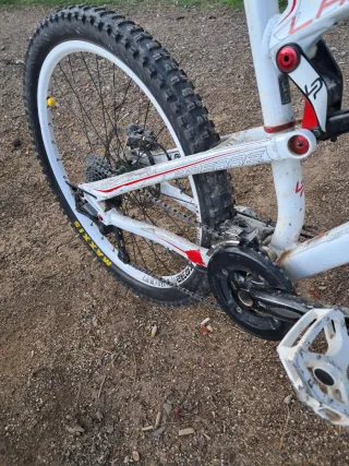 Bicicleta Enduro