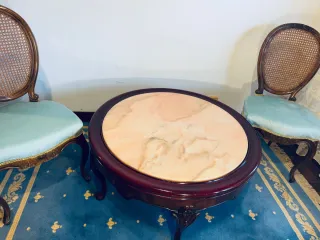 Mesa auxiliar estilo oriental para sala de Te.