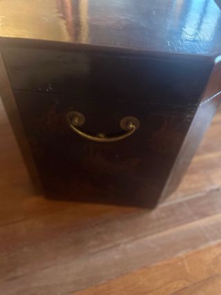 Baúl Octogonal Oriental Marrón y Dorado