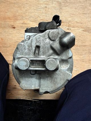 Compresor A/C BMW 330d E46